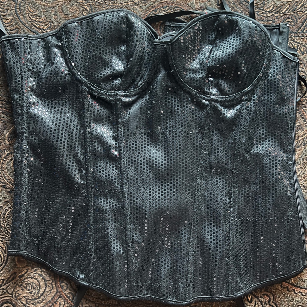 Bonitaz Lace up black sequined corset